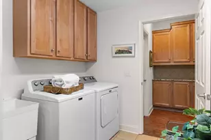 1610 Bluestone Dr, Cumming, GA 30041 - Photo 14