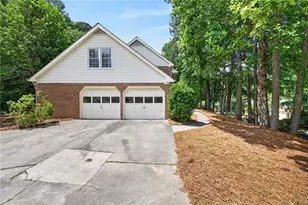 4150 Woodlark Ct NE, Roswell, GA 30075 - Photo 4