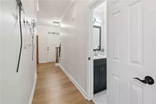 137 Weatherburne Dr, Roswell, GA 30076 - Photo 12