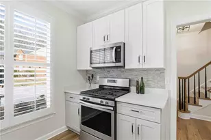 137 Weatherburne Dr, Roswell, GA 30076 - Photo 10