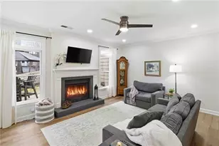 137 Weatherburne Dr, Roswell, GA 30076 - Photo 14
