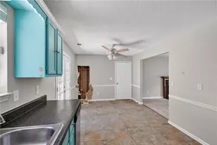 901 Timbervale Ln, Lithonia, GA 30058 - Photo 26