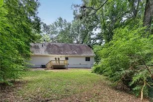 901 Timbervale Ln, Lithonia, GA 30058 - Photo 14