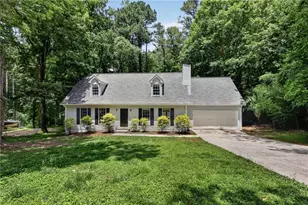 901 Timbervale Ln, Lithonia, GA 30058 - Photo 2