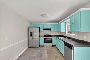 901 Timbervale Ln, Lithonia, GA 30058 - Photo 18