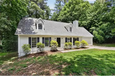 901 Timbervale Lane, Lithonia, GA 30058 - Photo 4