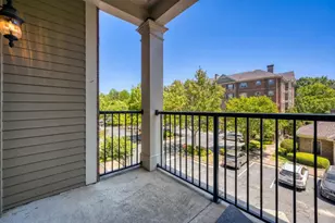 2300 Peachford Rd, Dunwoody, GA 30338 - Photo 16