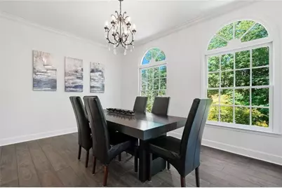 425 Jefferson Circle NE, Sandy Springs, GA 30328 - Photo 12