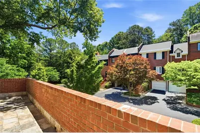 425 Jefferson Circle NE, Sandy Springs, GA 30328 - Photo 30
