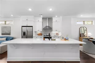 301 Marlowe Aly, Johns Creek, GA 30024 - Photo 10