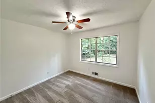 3681 Lavilla Dr, Powder Springs, GA 30127 - Photo 16