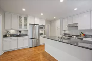 1026 Northcliffe Dr NW, Atlanta, GA 30318 - Photo 10