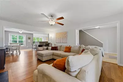 291 Ridgestone Way SW, Marietta, GA 30008 - Photo 8