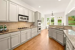 1584 Dresden Dr NE, Brookhaven, GA 30319 - Photo 14
