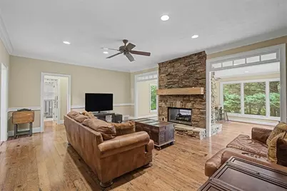 2928 Tall Pines Way NE, Atlanta, GA 30345 - Photo 12
