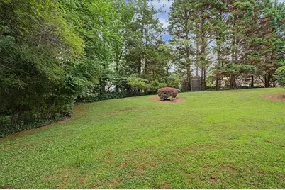 2928 Tall Pines Way NE, Atlanta, GA 30345 - Photo 36