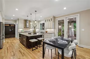 645 Blakenham Ct, Johns Creek, GA 30022 - Photo 2