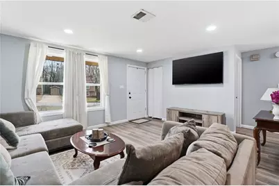 1337 Muirforest Drive, Stone Mountain, GA 30088 - Photo 4