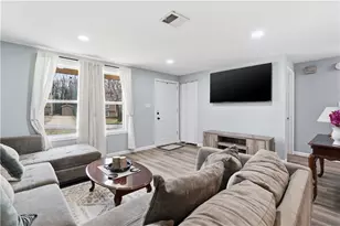 1337 Muirforest Dr, Stone Mountain, GA 30088 - Photo 4