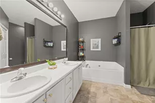 4302 Woodglenn Dr, Gainesville, GA 30507 - Photo 16