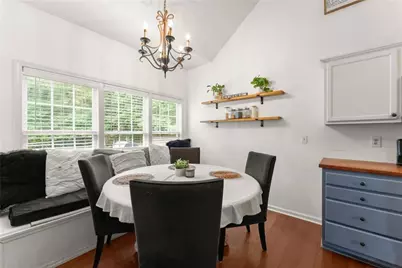 4302 Woodglenn Drive, Gainesville, GA 30507 - Photo 8