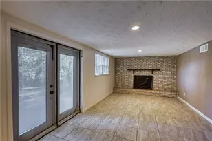 2286 NE E Lake Dr NE, Conyers, GA 30012 - Photo 28