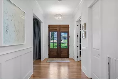 2481 Drew Valley Road NE, Brookhaven, GA 30319 - Photo 2