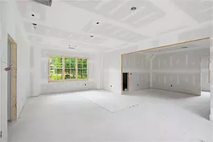 652 Timm Valley Rd, Atlanta, GA 30305 - Photo 12