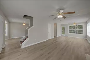 7624 McGillicuty Dr, Union City, GA 30291 - Photo 12