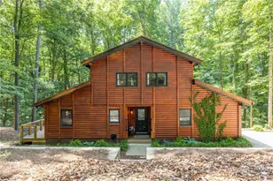 621 Spring Bluff Ct SW, Marietta, GA 30064 - Photo 2