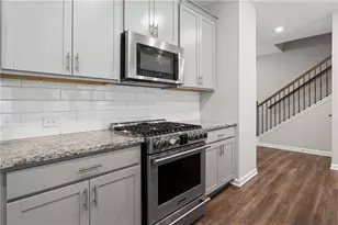 305 Duval Dr, Alpharetta, GA 30009 - Photo 18