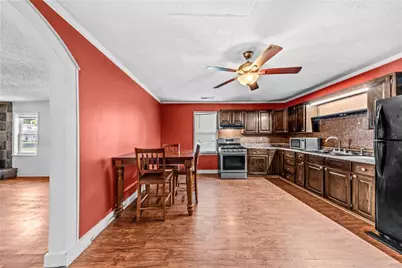 108 Hilliard Street, Union Point, GA 30669 - Photo 8