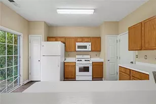1134 Dunedin Trail, Woodstock, GA 30188 - Photo 2