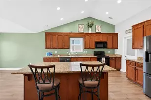 558 River Mist Cir, Jefferson, GA 30549 - Photo 10