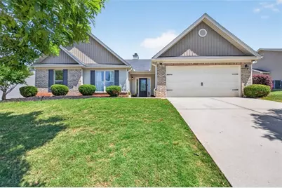 558 River Mist Circle, Jefferson, GA 30549 - Photo 2