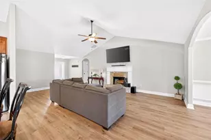 558 River Mist Cir, Jefferson, GA 30549 - Photo 8