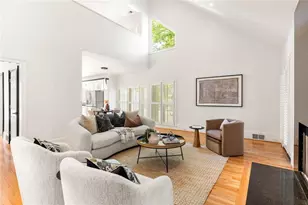 3736 Harts Pl, Chamblee, GA 30341 - Photo 12