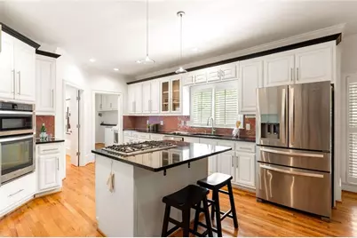 3736 Harts Place, Chamblee, GA 30341 - Photo 18