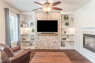 300 Barbados Ln, Suwanee, GA 30024 - Photo 12