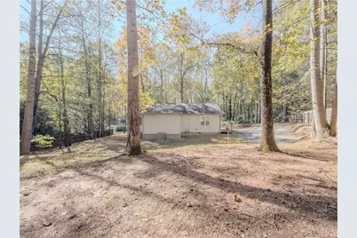 580 Pineland Circle SW, Mableton, GA 30126 - Photo 2