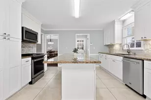 291 Shore Dr, Suwanee, GA 30024 - Photo 10