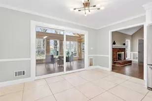 291 Shore Dr, Suwanee, GA 30024 - Photo 14