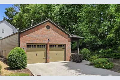 300 Burkwood Lane, Acworth, GA 30102 - Photo 2