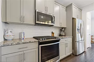 916 Westmoreland Circle Northwest, Atlanta, GA 30318 - Photo 10