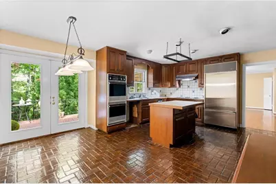 515 Kenbrook Drive, Atlanta, GA 30327 - Photo 4