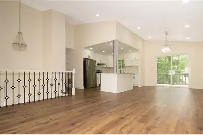 10175 Old Woodland Entry, Johns Creek, GA 30022 - Photo 8