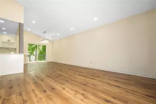 10175 Old Woodland Entry, Johns Creek, GA 30022 - Photo 6