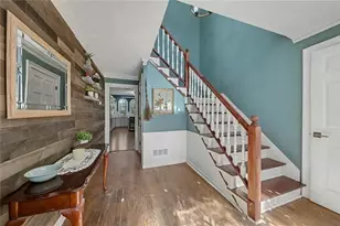 210 Hanarry Dr, Lawrenceville, GA 30046 - Photo 2