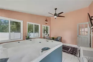 210 Hanarry Dr, Lawrenceville, GA 30046 - Photo 14