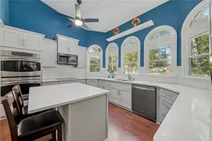 210 Hanarry Dr, Lawrenceville, GA 30046 - Photo 8